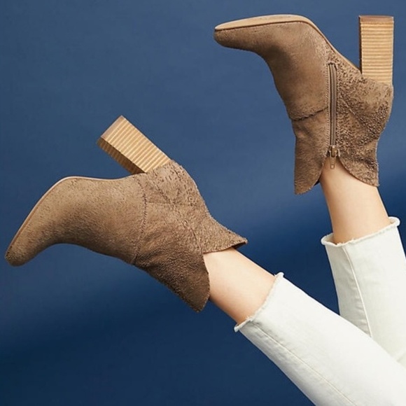 Modern Chic Seychelles x Anthropologie Booties - Picture 2 of 5